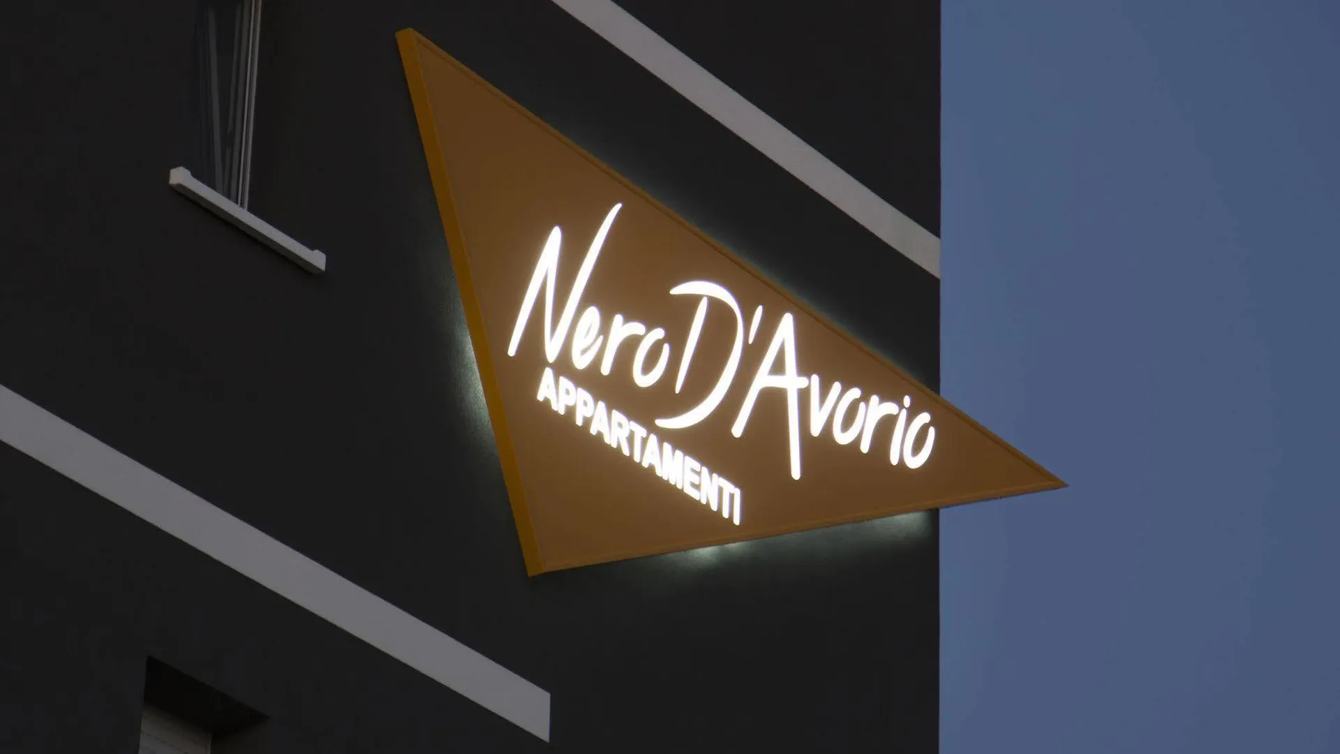 Nero D'Avorio Aparthotel & Spa Rímini