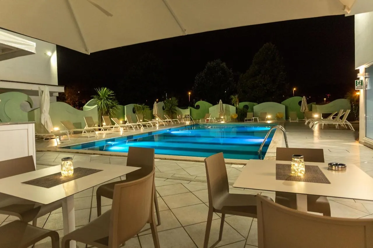 Nero D'Avorio Aparthotel & Spa Rimini Italy